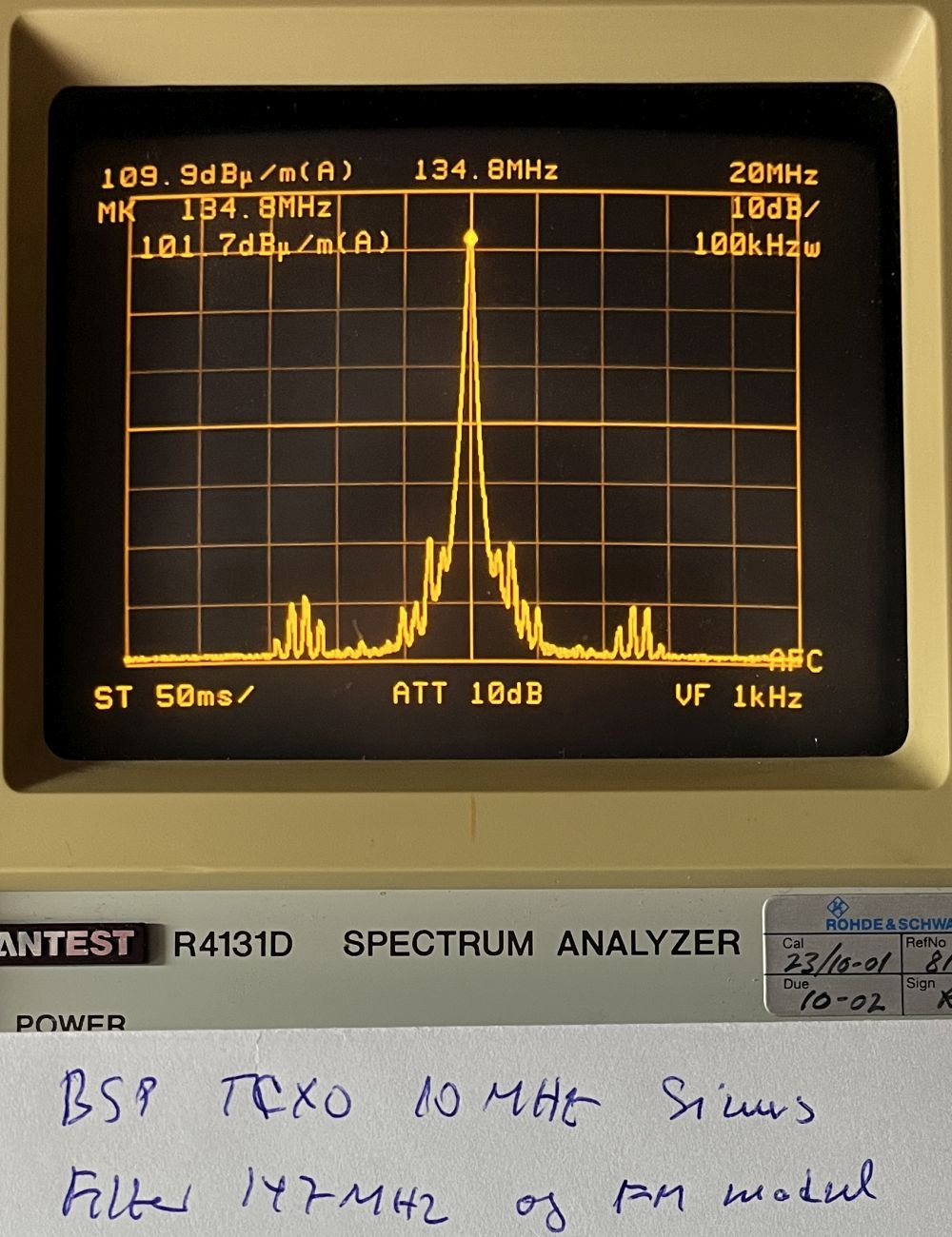 spekt_20mhz_0filter_0fm_bsp_sinus.jpg